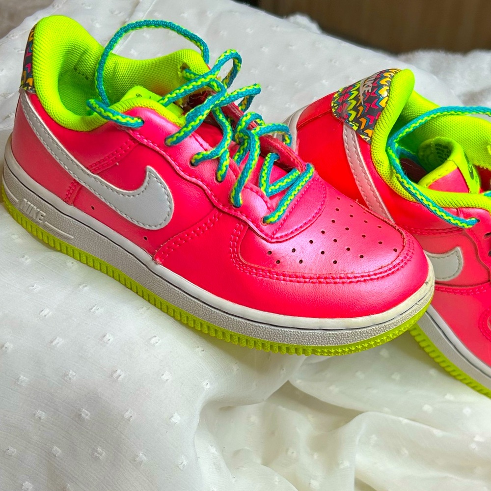 Little Girls Nike Sneakers